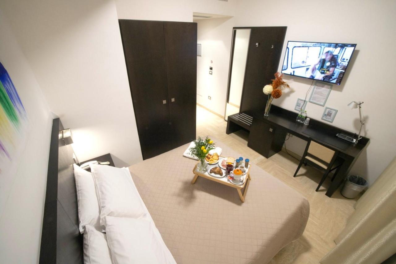Standard Double Room,939995350:JPEG